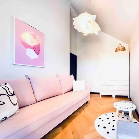 Modern By The Sea Villa Palanga