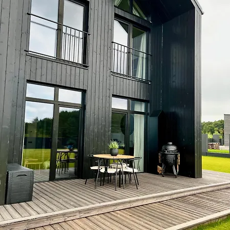 Modern By The Sea Villa Palanga